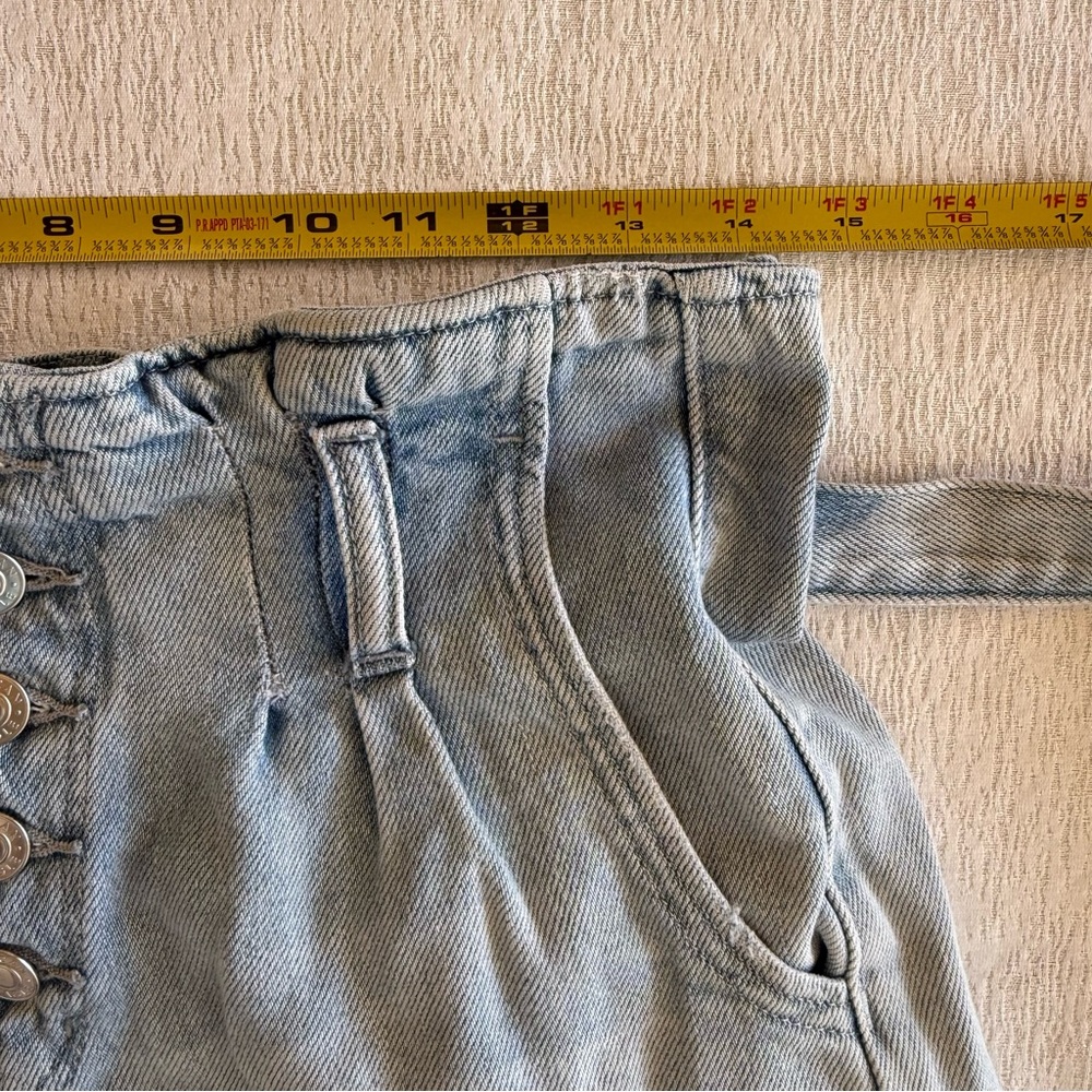 American Eagle Womens Size 2 Blue Denim Paperbag Waist Mom Shorts - Picture 8 of 16